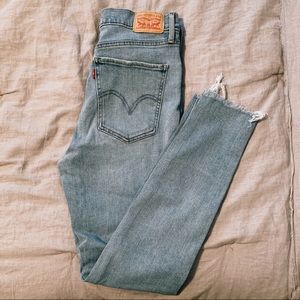 Levi’s Mile High Super Skinny Jeans 👖